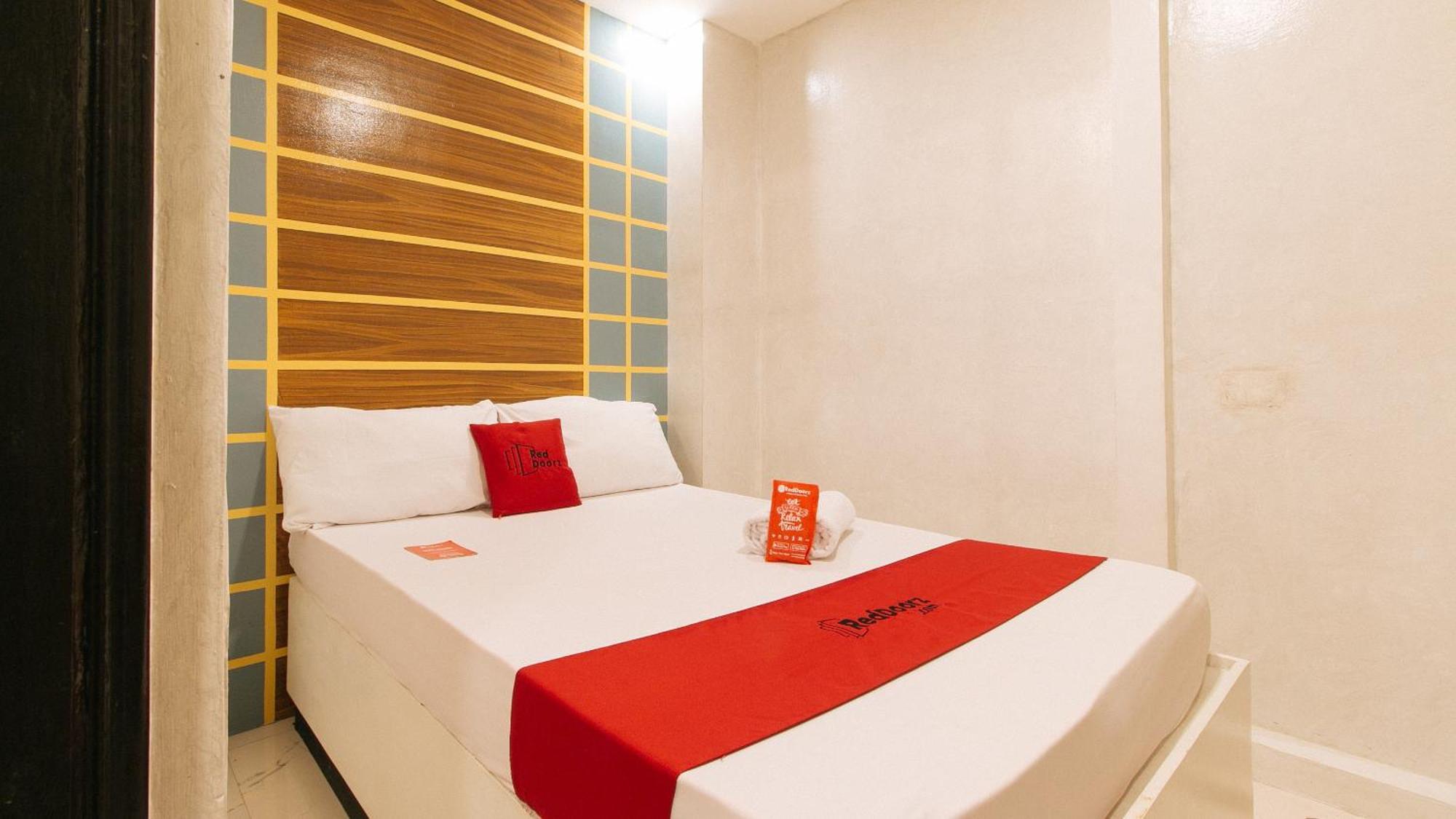 Reddoorz @ Piy Margal Sampaloc Manila Hotel Eksteriør billede