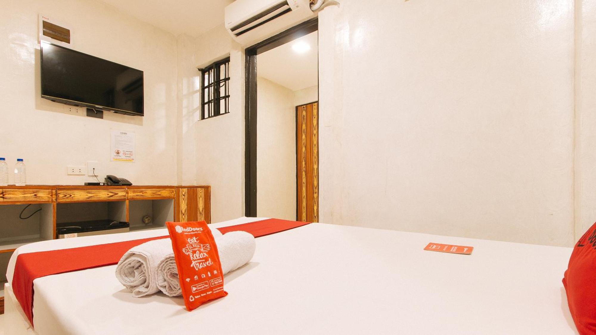 Reddoorz @ Piy Margal Sampaloc Manila Hotel Eksteriør billede